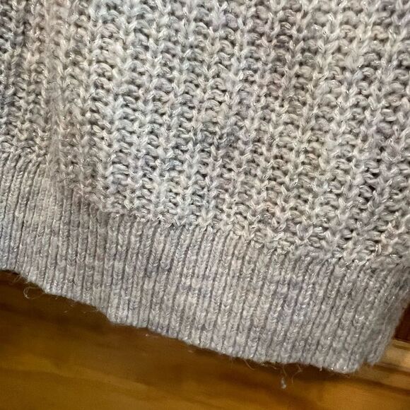 Beautiful sparkle thread loft sweater size medium - Picture 4 of 5